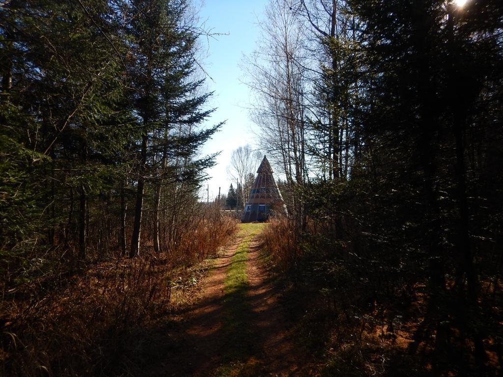 Aux Tipis De La Riviere Sauvage Villa Saint Romain ภายนอก รูปภาพ